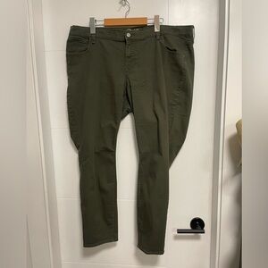 Old Navy Rock Star Khaki Skinny Jeans, size 20